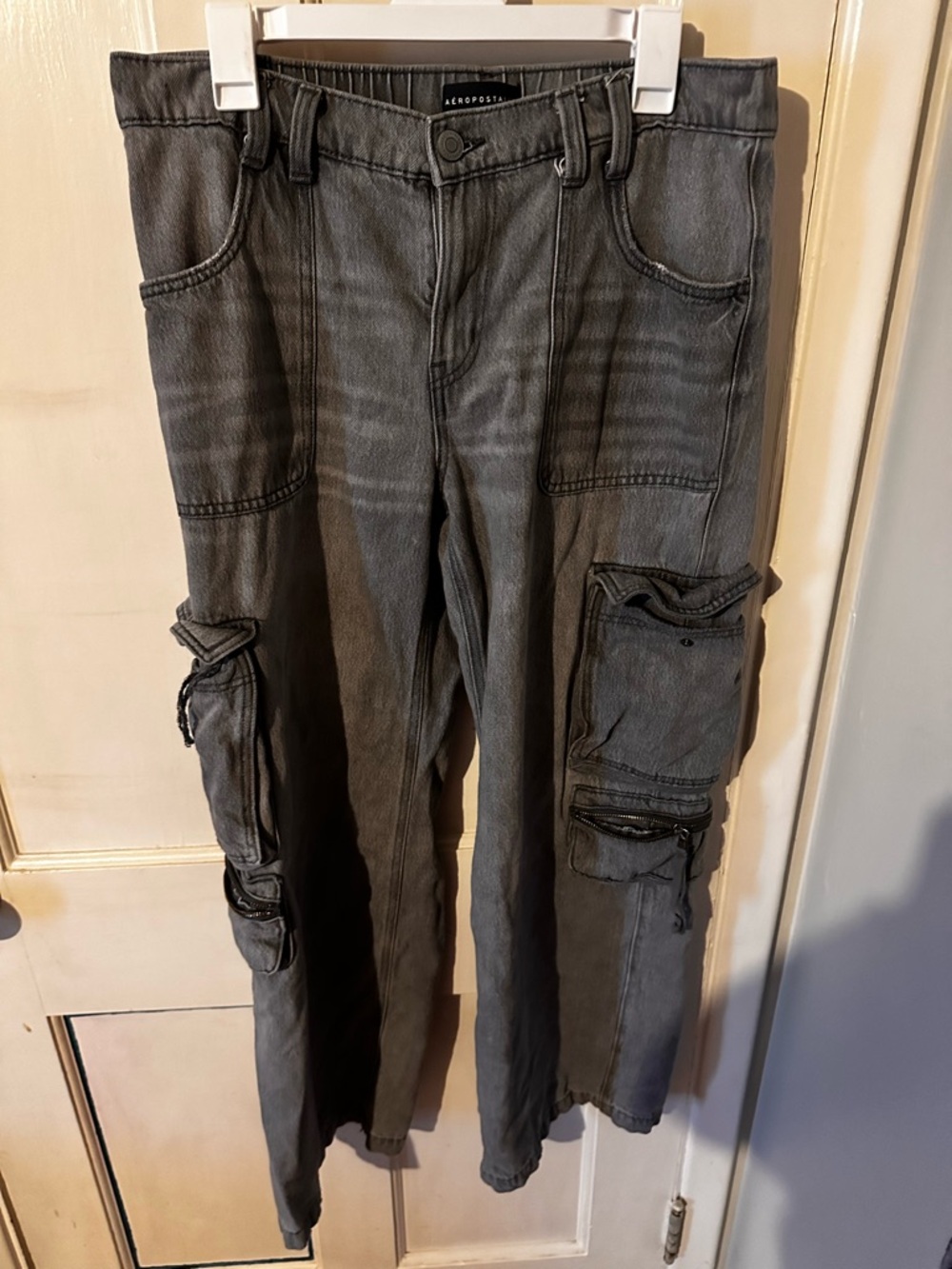 Aeropostale Men's Washed Charcoal Cargo Pants